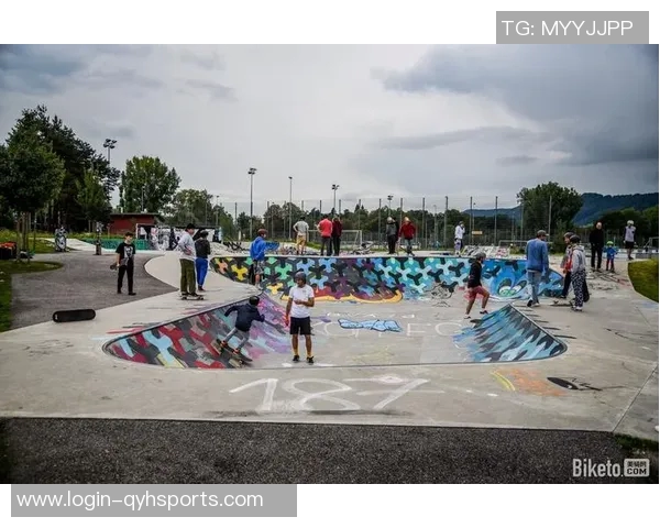 西安滑板队在极限运动会中的精彩表现与力量解析实时数据